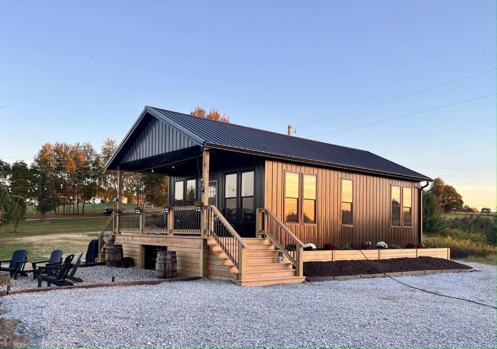 Bourbon Barrel Cottages #2 Of 5 On Kentucky Trail Lawrenceburg ภายนอก รูปภาพ